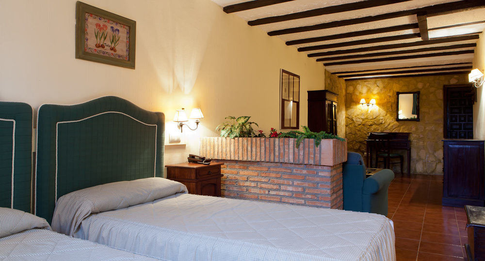 Hotel Resort Cueva Del Fraile Куэнка Экстерьер фото