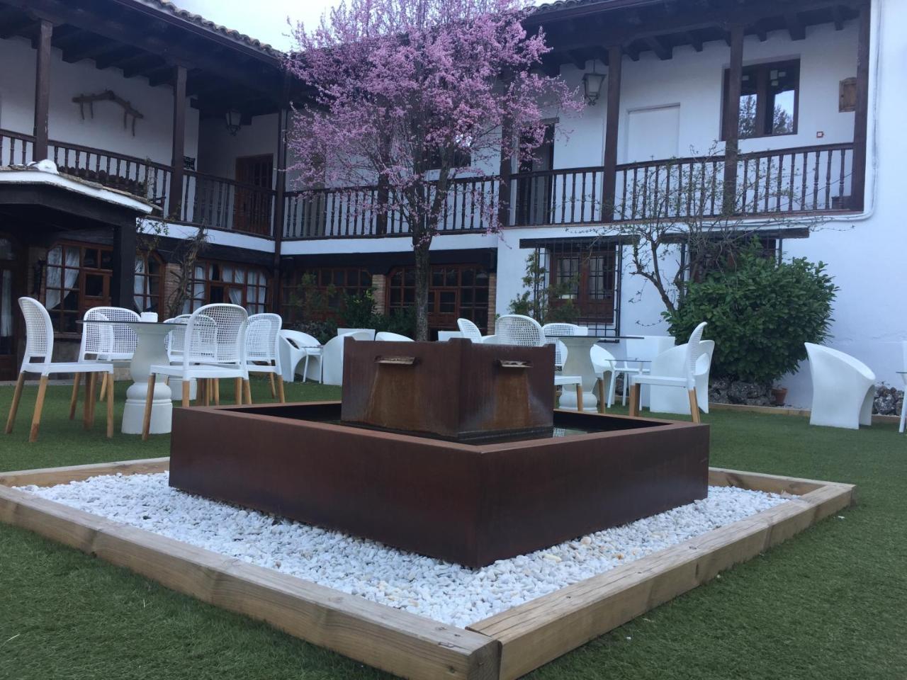 Hotel Resort Cueva Del Fraile Куэнка Экстерьер фото